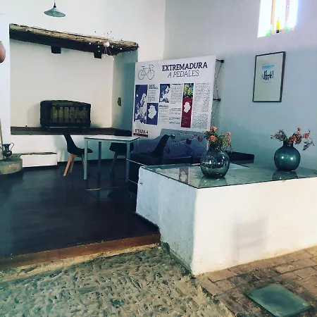 Turistico La Almazara