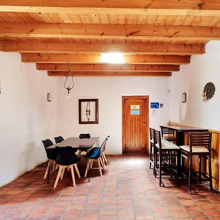 Hostal Turístico La Almazara *