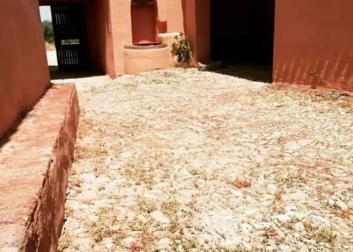 Hotel Turistico La Almazara *