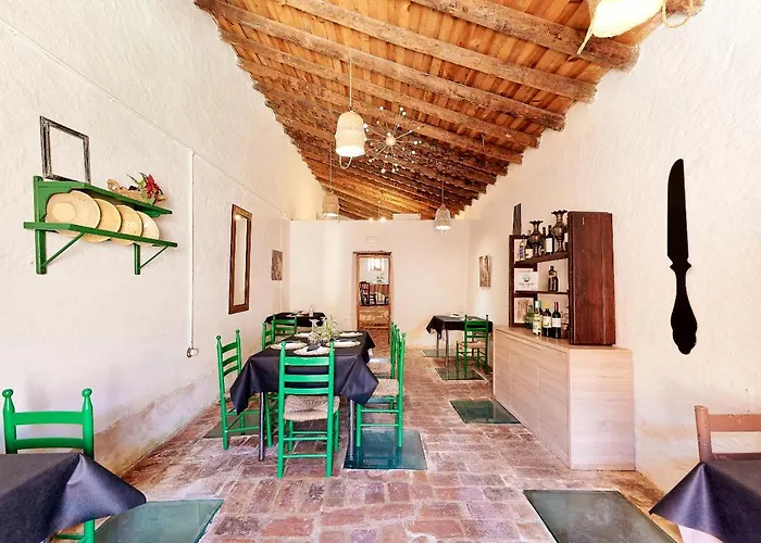 Turistico La Almazara